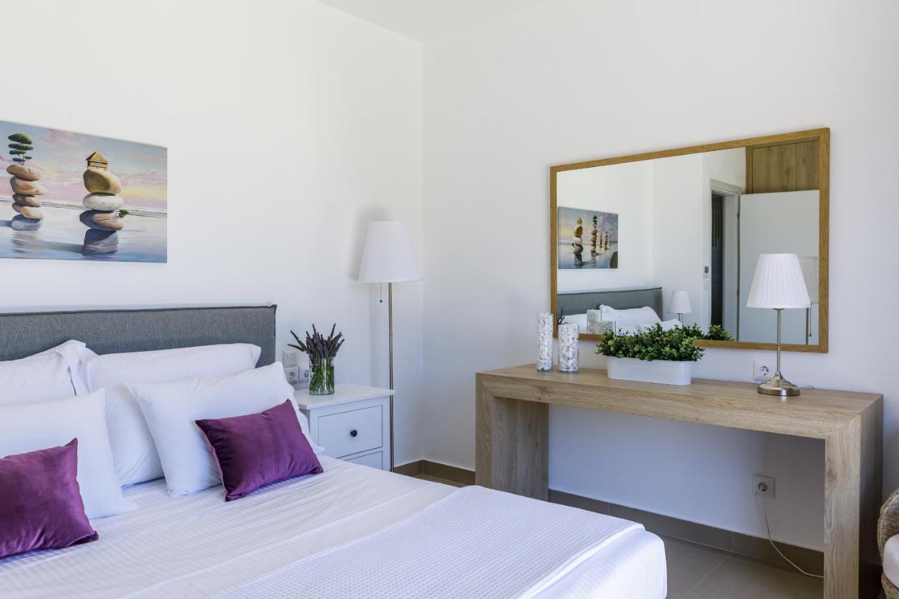 Villa Antigone Luxury Retreat 스코펠로스 타운 외부 사진